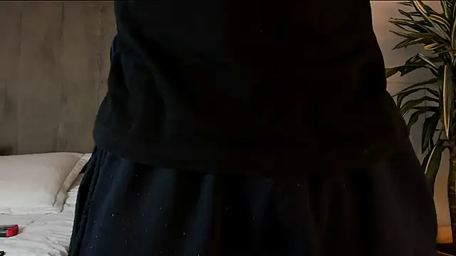 roan_birkin Pertunjukan Webcam