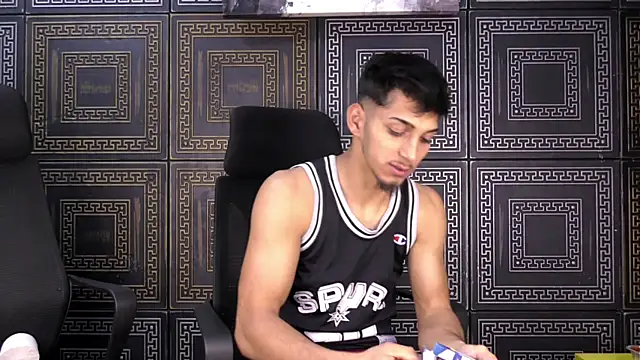 DanteRafaelo: απευθείας συνομιλία ΧΧΧ