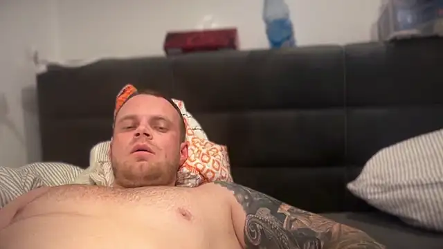 โชว์เว็บแคมของ hallihallo12343