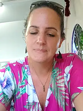 emiliemilf 라이브 XXX 채팅