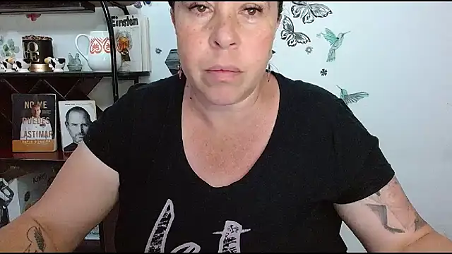 Živý XXX chat LauraMallioni