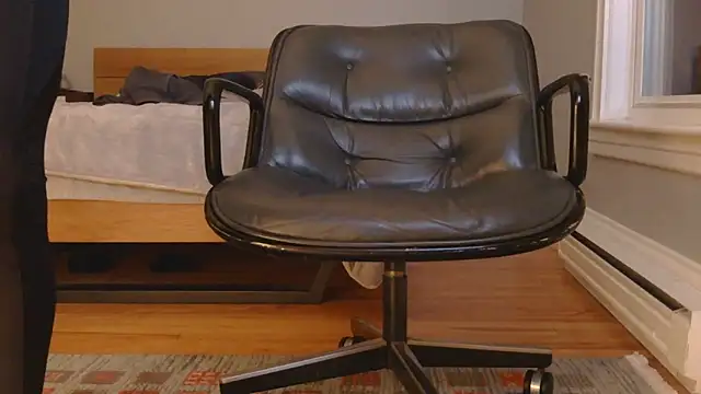 hungbottom603's Webcam Show