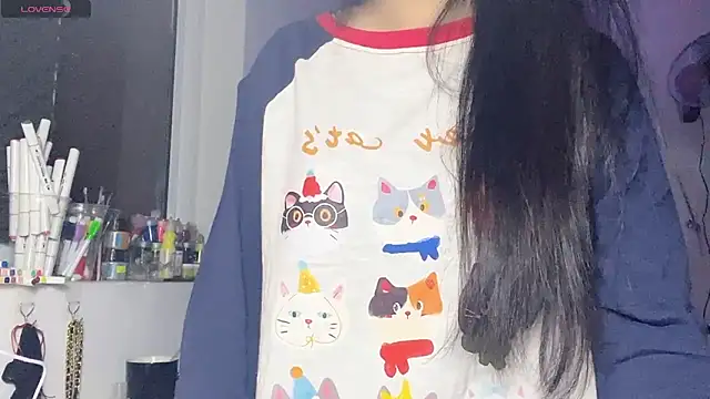 Tieu-May Live XXX-chat