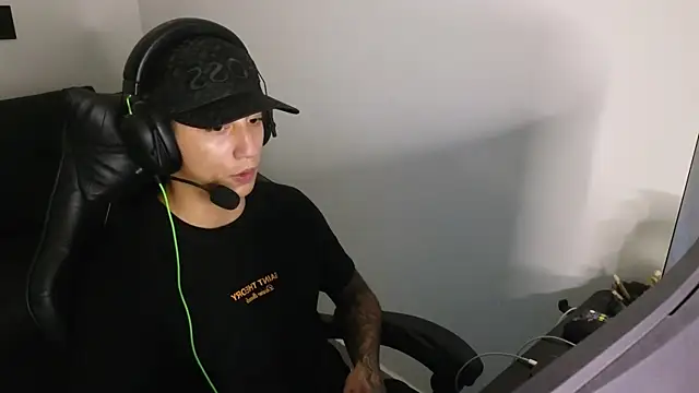 Show de cash_master888 na webcam