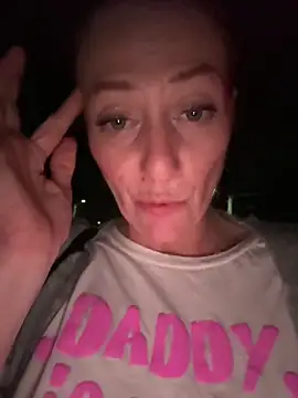 TheSweetestSlut's Live XXX Chat