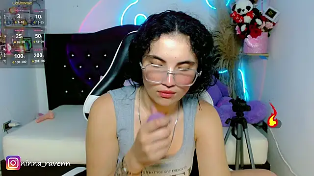 Ninna_ravenn live XXX chat