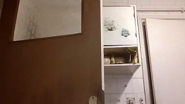 mariusica1@xh Adlı Modelin Web Kamerası Şovu