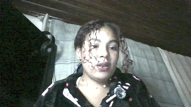 Show de ashly_lonsoon na webcam