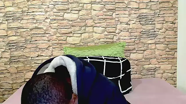 EbonyOlive69のライブXXXチャット