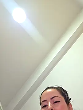 NeredaXxxのライブXXXチャット