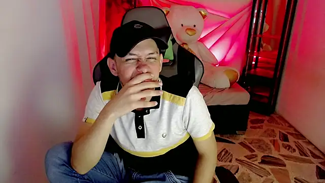 Top_and_bottomのウェブカメラショー