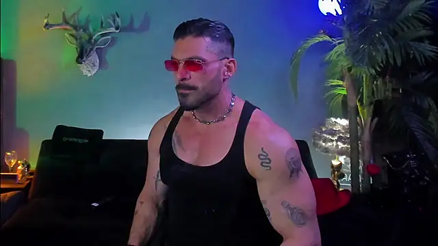 dennis_cox1 Adlı Modelin Web Kamerası Şovu