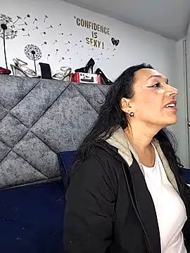 Shantey_Laurent Adlı Modelin Canlı XXX Sohbeti