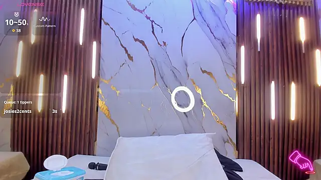 แชท XXX สดของ VictoriaDuart