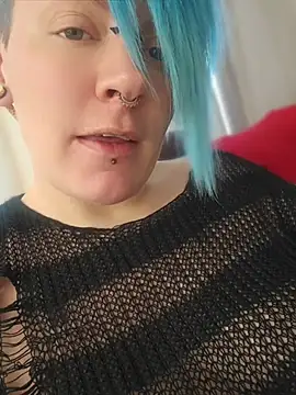 PinkTheHawk's Webcam Show