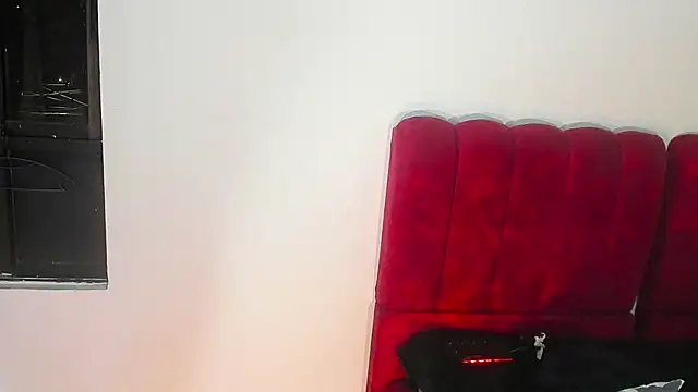 Reinalola webkamerás műsora