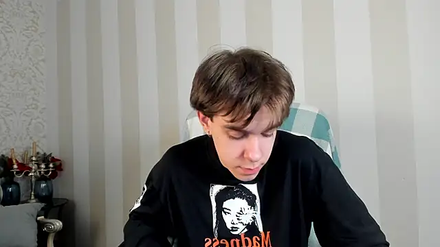 DaveBevy Adlı Modelin Web Kamerası Şovu