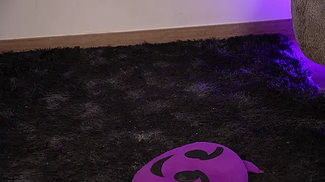 anyiled_hot Adlı Modelin Web Kamerası Şovu