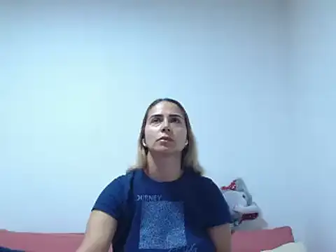 Chatroom XXX en direct de Lunazina