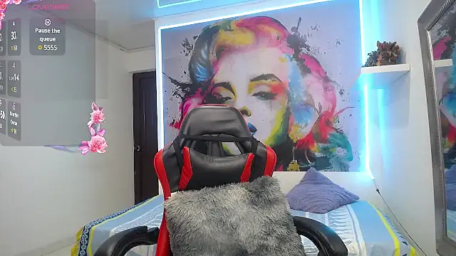 Chat +18 de nicol_ross19 ao vivo