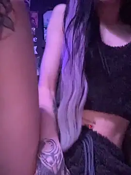 Pokazy przed kamerką – MissMidnightUK