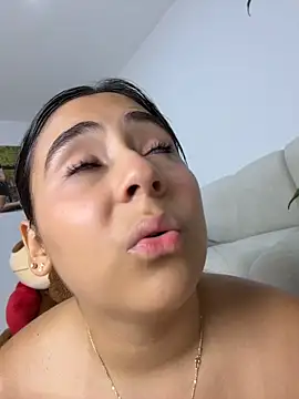 Show de MelodyRey__ na webcam