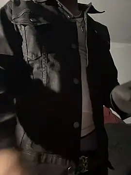 Živý XXX chat MIGHTYDEMONXXX