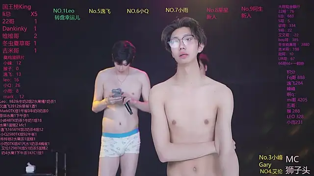 AAA-winner live XXX chat