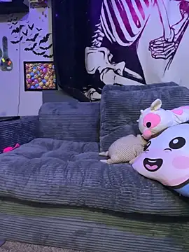 Pokazy przed kamerką – Toxii-