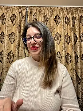 NadiraNoor's Webcam Show