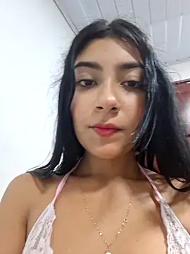 แชท XXX สดของ Sweed-virgin-pussy