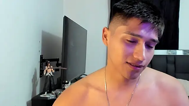 mateo-Esposito: διαδικτυακό σόου στην κάμερα