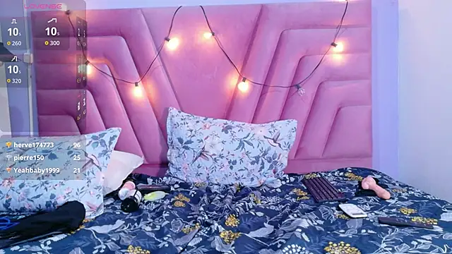 naughtyyindiann's Live XXX Chat