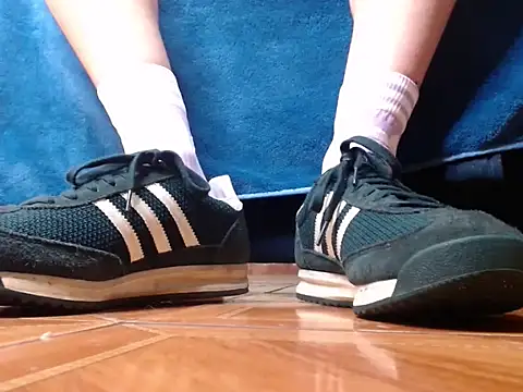 alphaswitchard: διαδικτυακό σόου στην κάμερα