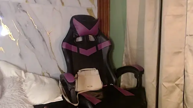 nayades_ricci Show Webcam