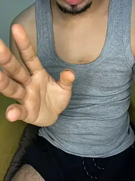 دردشة K_lyon الجنسية المباشرة