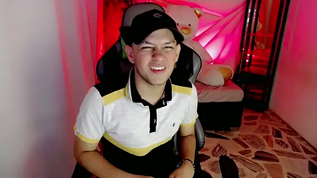 Top_and_bottom: онлайн-секс-чат