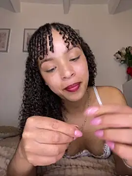 Yasmin777_のライブXXXチャット