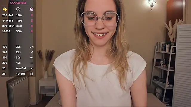 Živý XXX chat JoanBaggott