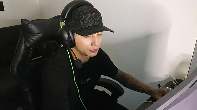 cash_master888 Webcamshow