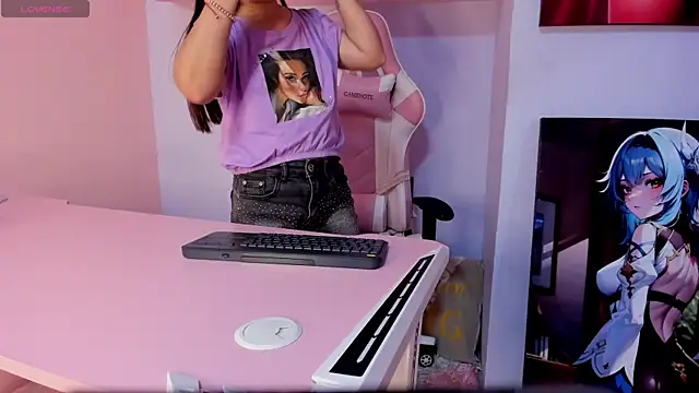 Chat XXX en directo de CharlotteMuller