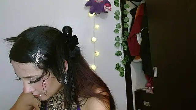 tokiovamp's Live XXX Chat