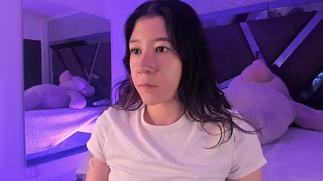 ElaRabbit Adlı Modelin Canlı XXX Sohbeti