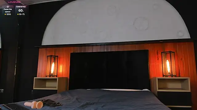 Онлайн чат XXX Alix_Cross