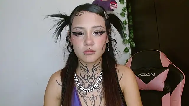 แชท XXX สดของ tokiovamp