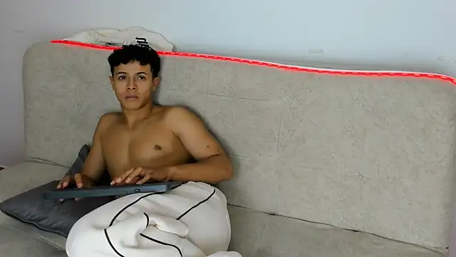 Czat XXX na żywo – _Alex_Colton