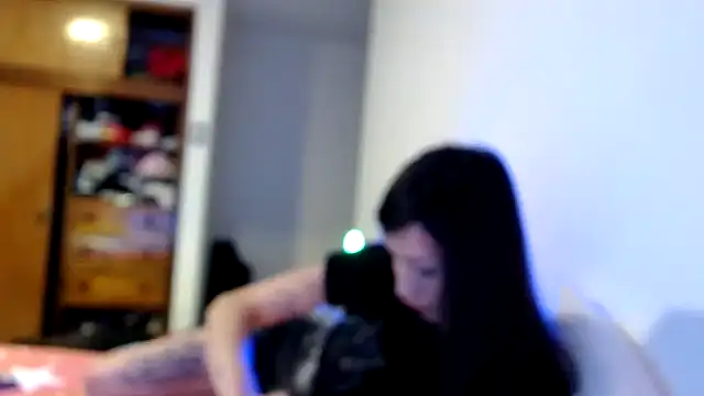 Doll_sary Show in webcam