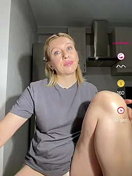 Kittie_Valentine: απευθείας συνομιλία ΧΧΧ