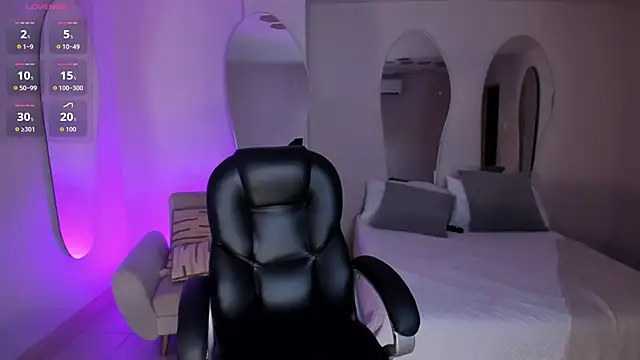 ValeriaRoldanX's Live XXX Chat