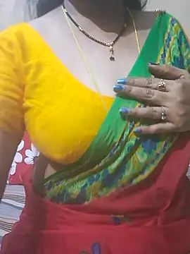 Lakhshmi-888 Chat XXX in diretta